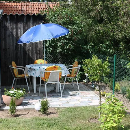 Apartment Beautiful With Garden Terrace